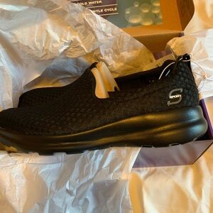 Women’s Skechers size 11 slip ins. Never used new with tags.